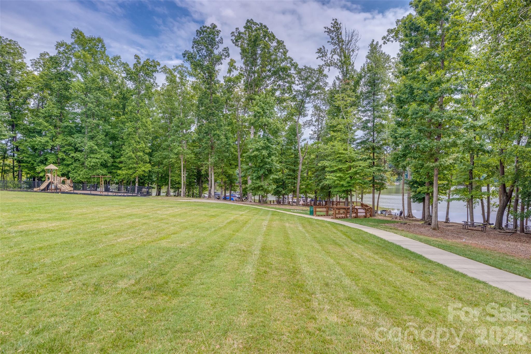 The Vineyards on Lake Wylie - Residential