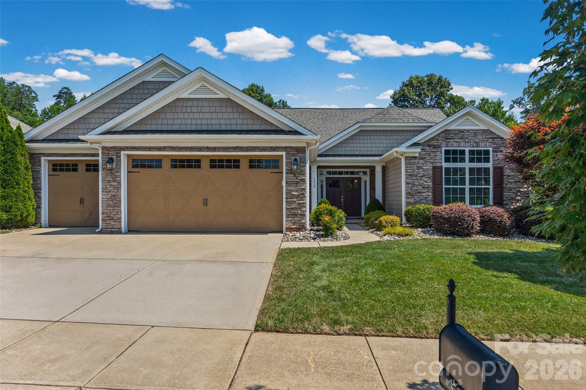 The Vineyards on Lake Wylie - Residential