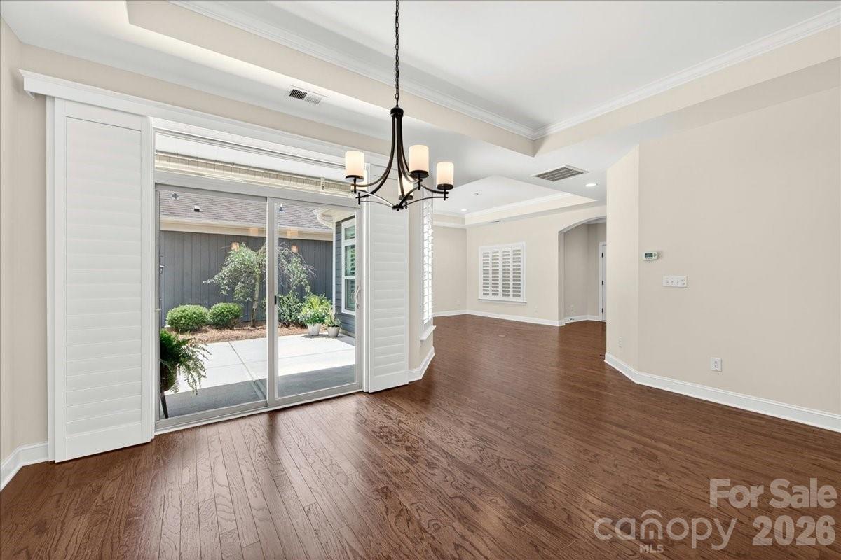 The Courtyards at Emerald Lake - Residential