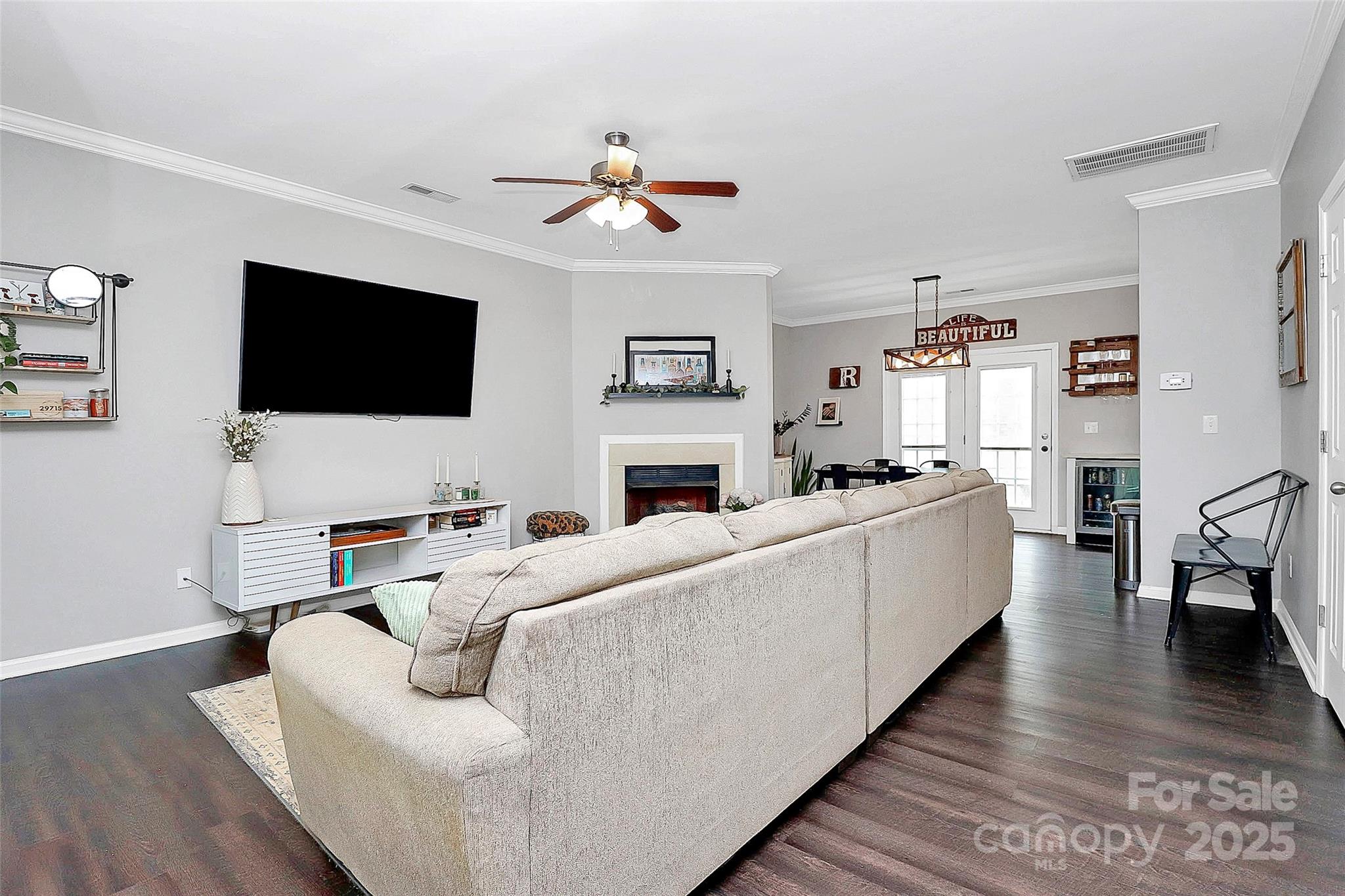 Jones Branch - Residential