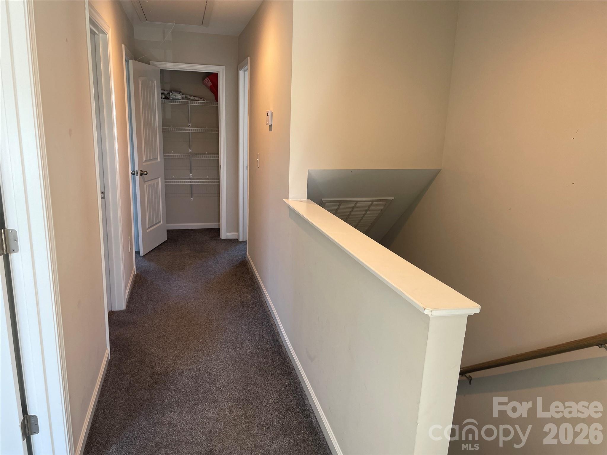 Hunters Crossing - Residential Lease