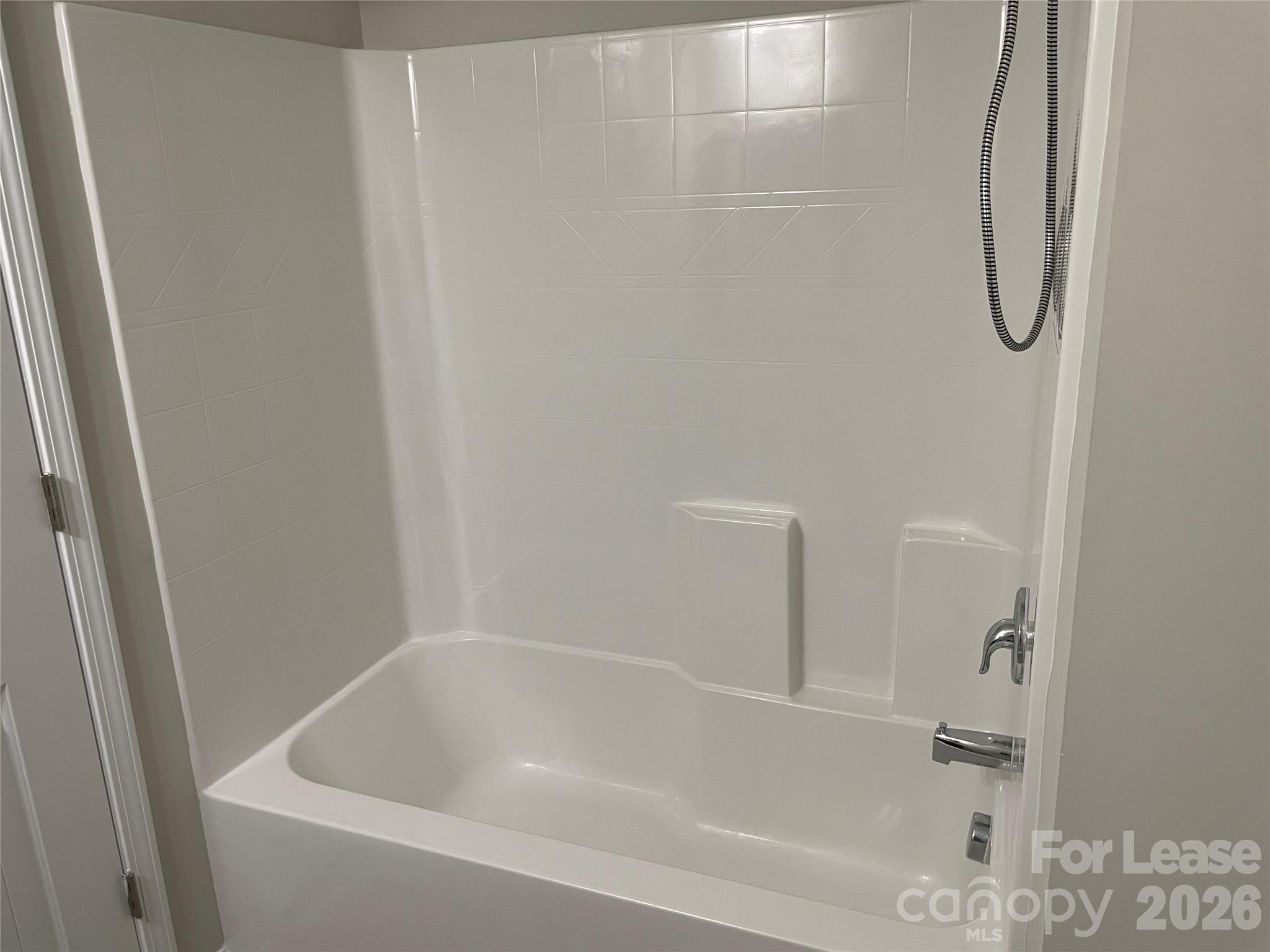 Hunters Crossing - Residential Lease