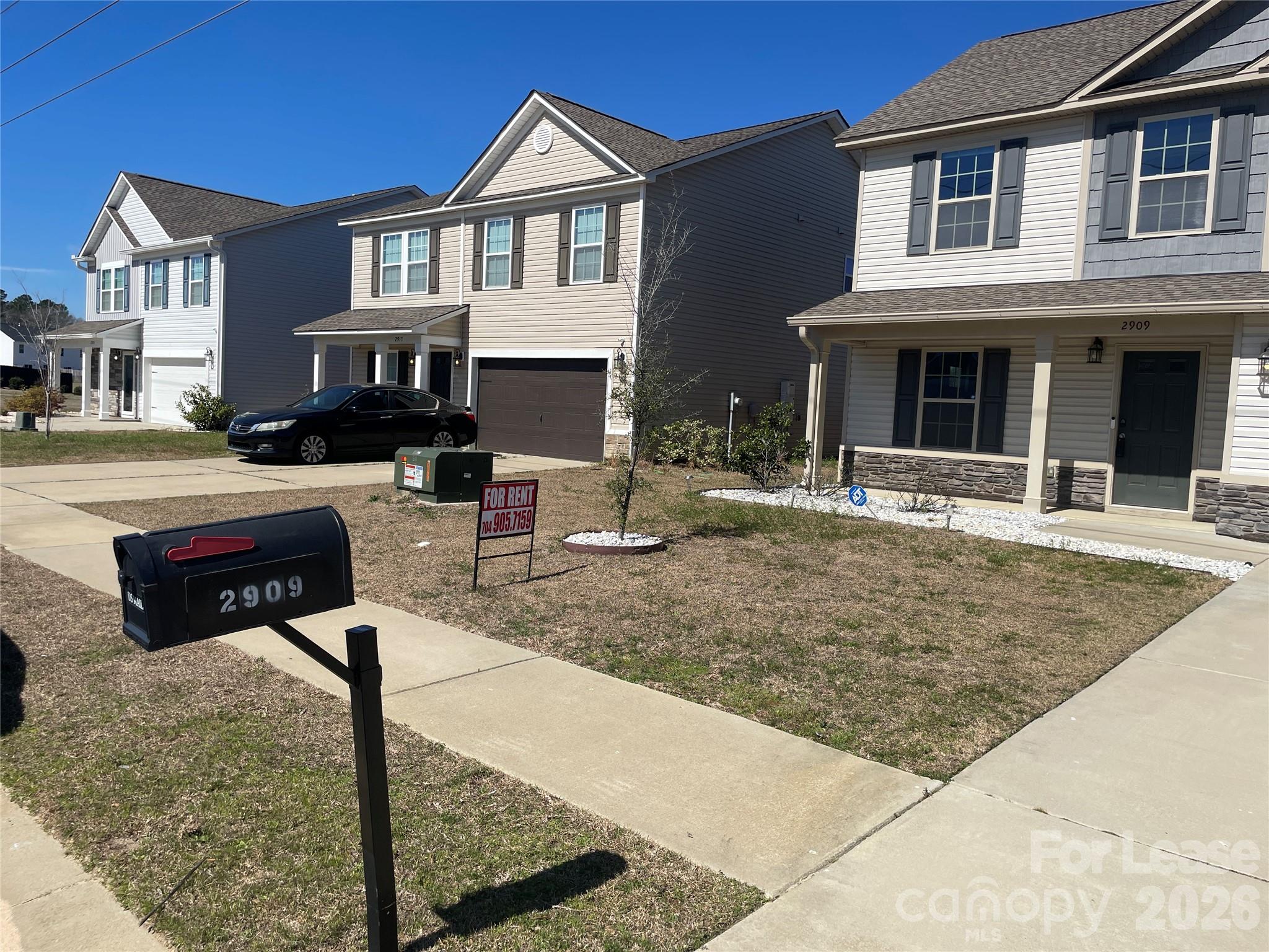 Hunters Crossing - Residential Lease