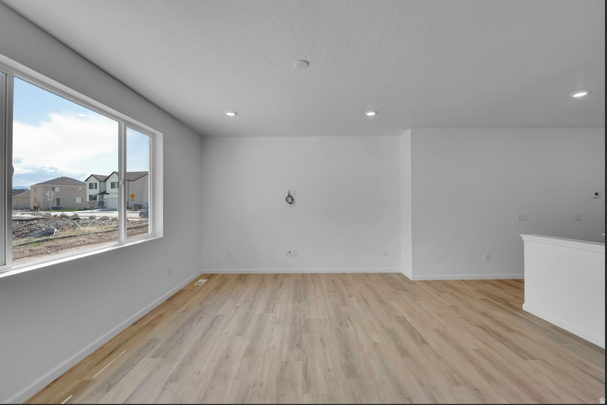 TAYLOR LANDING - Residential