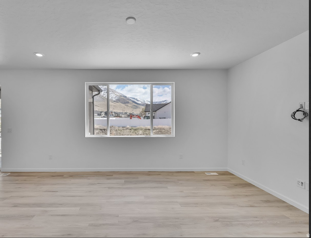 TAYLOR LANDING - Residential