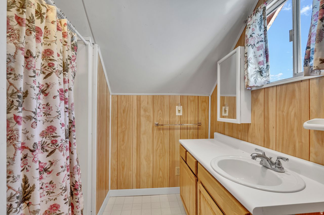 ASPEN ACRES - Residential