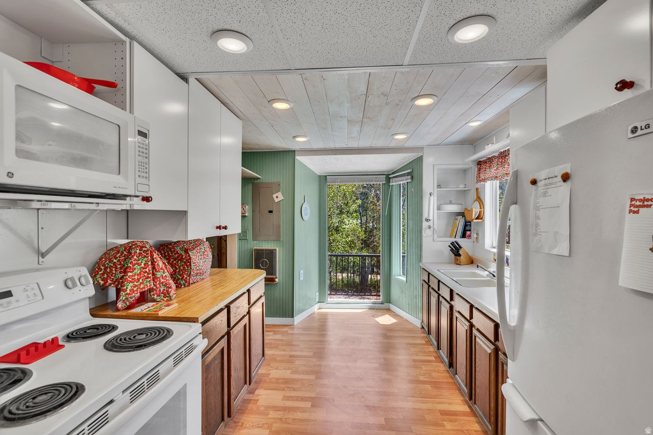 ASPEN ACRES - Residential