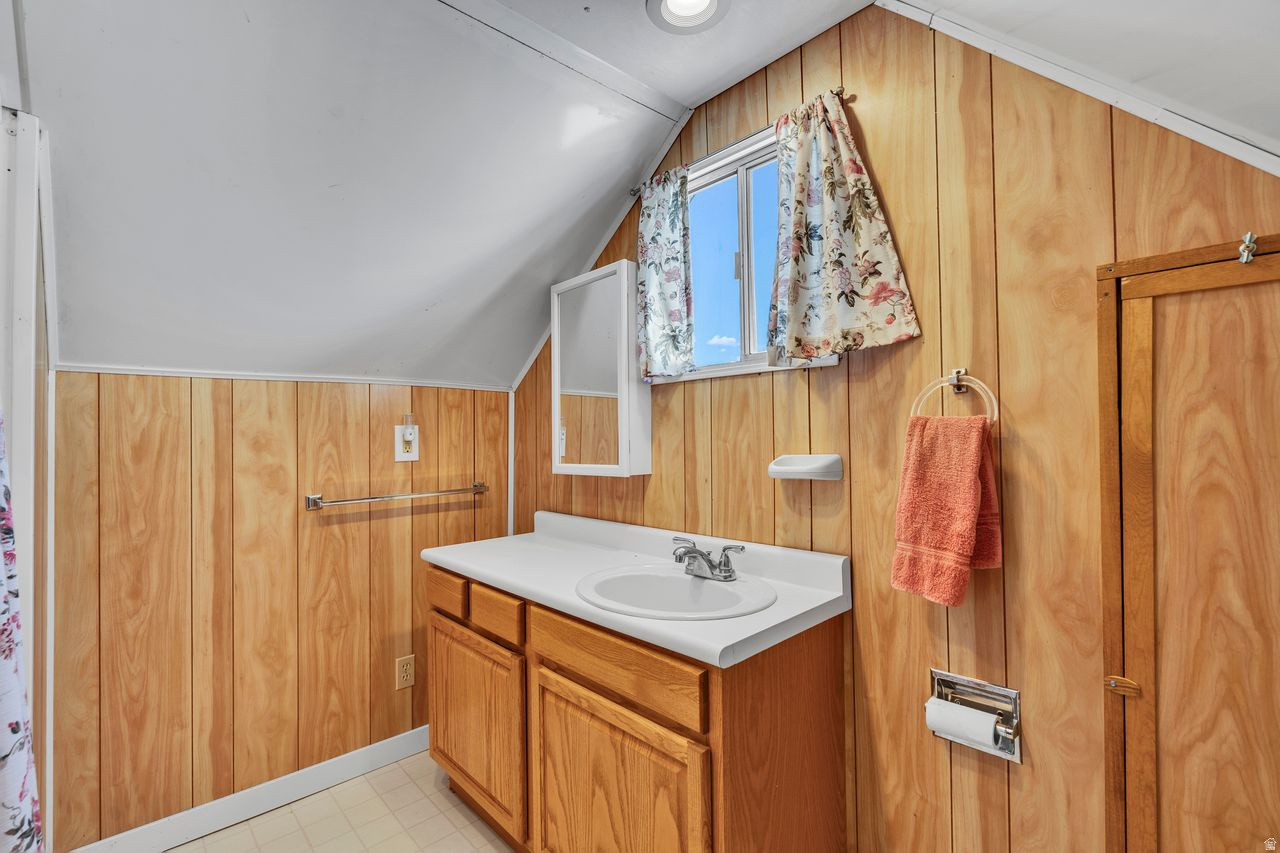 ASPEN ACRES - Residential