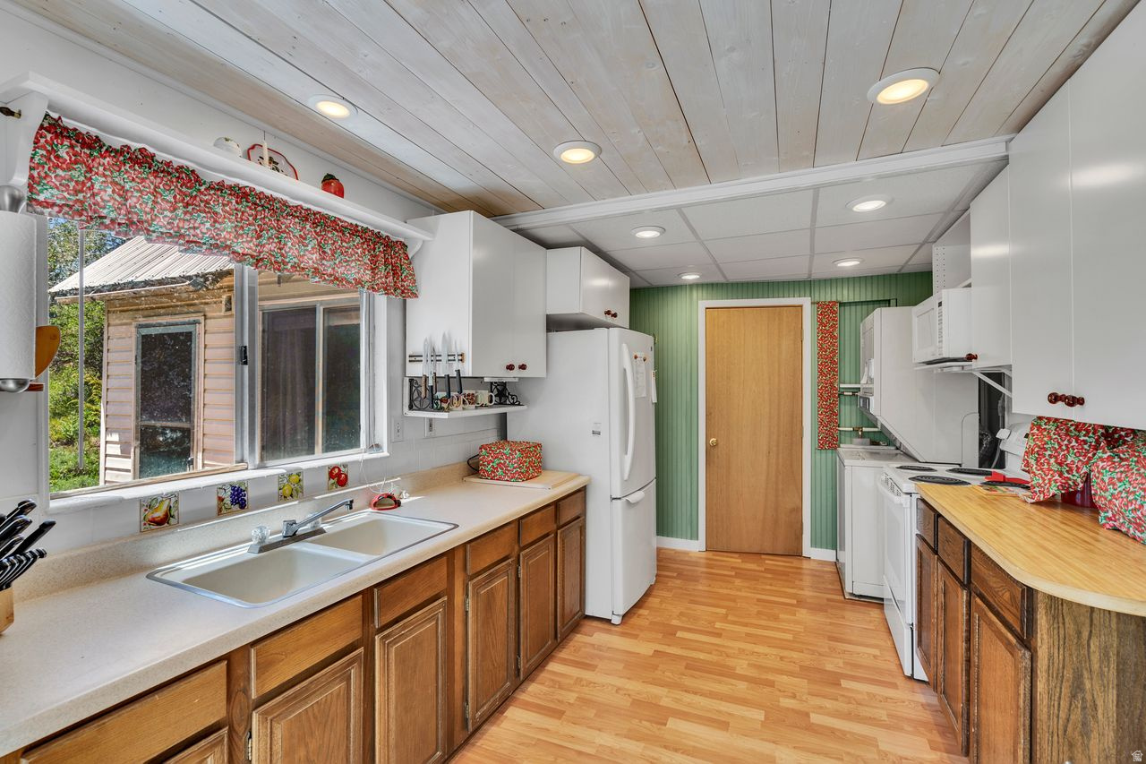 ASPEN ACRES - Residential