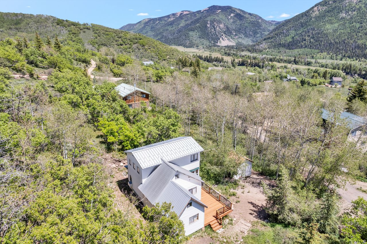 ASPEN ACRES - Residential