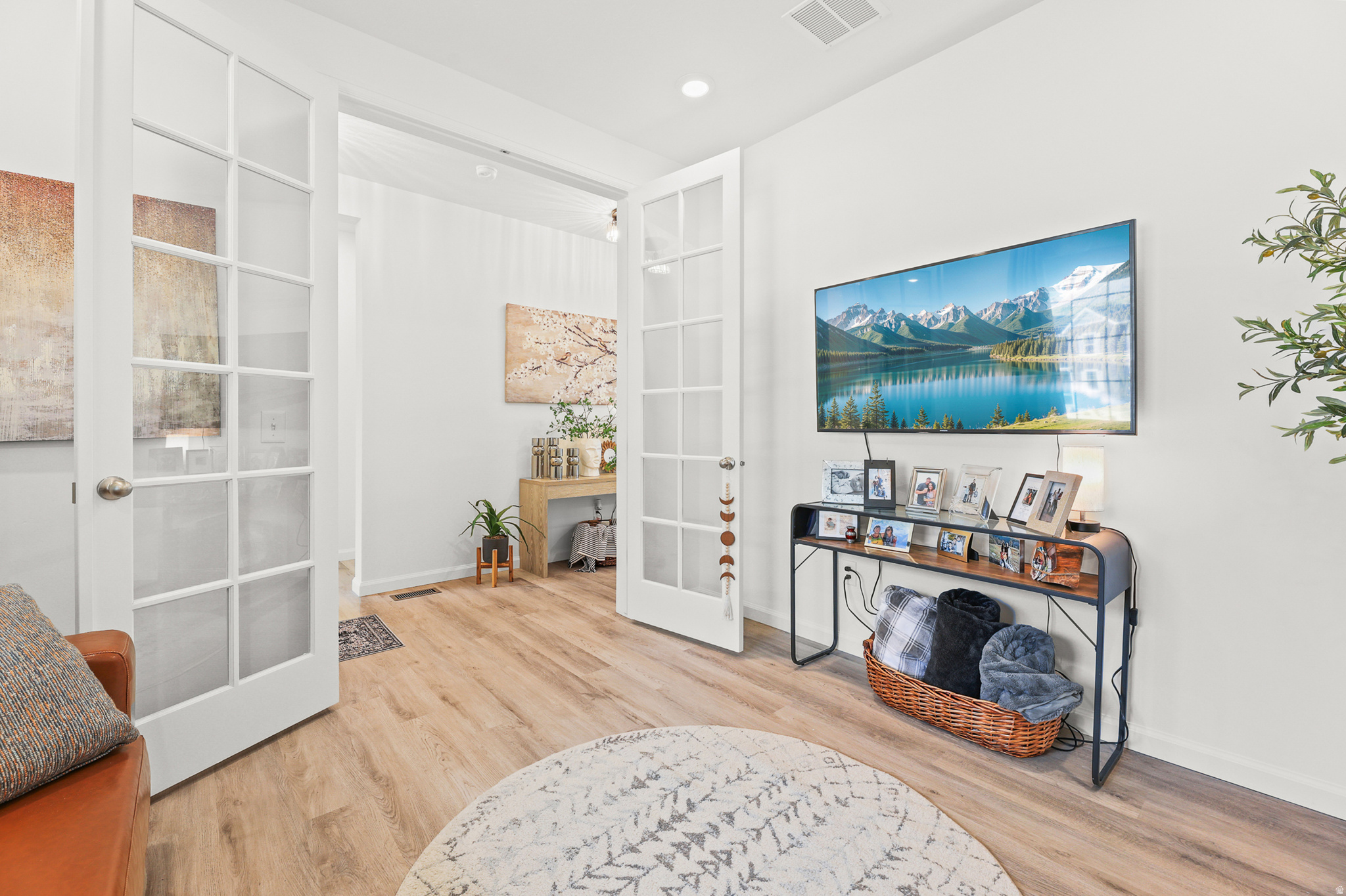 PASTURES AT SADDLEBACK - Residential