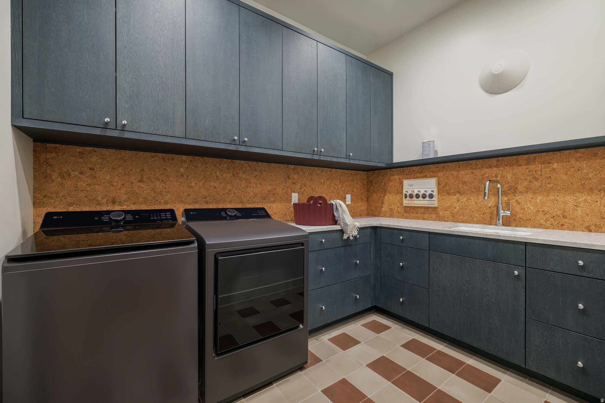 ESTATES AT SAND HOLLOW - Residential