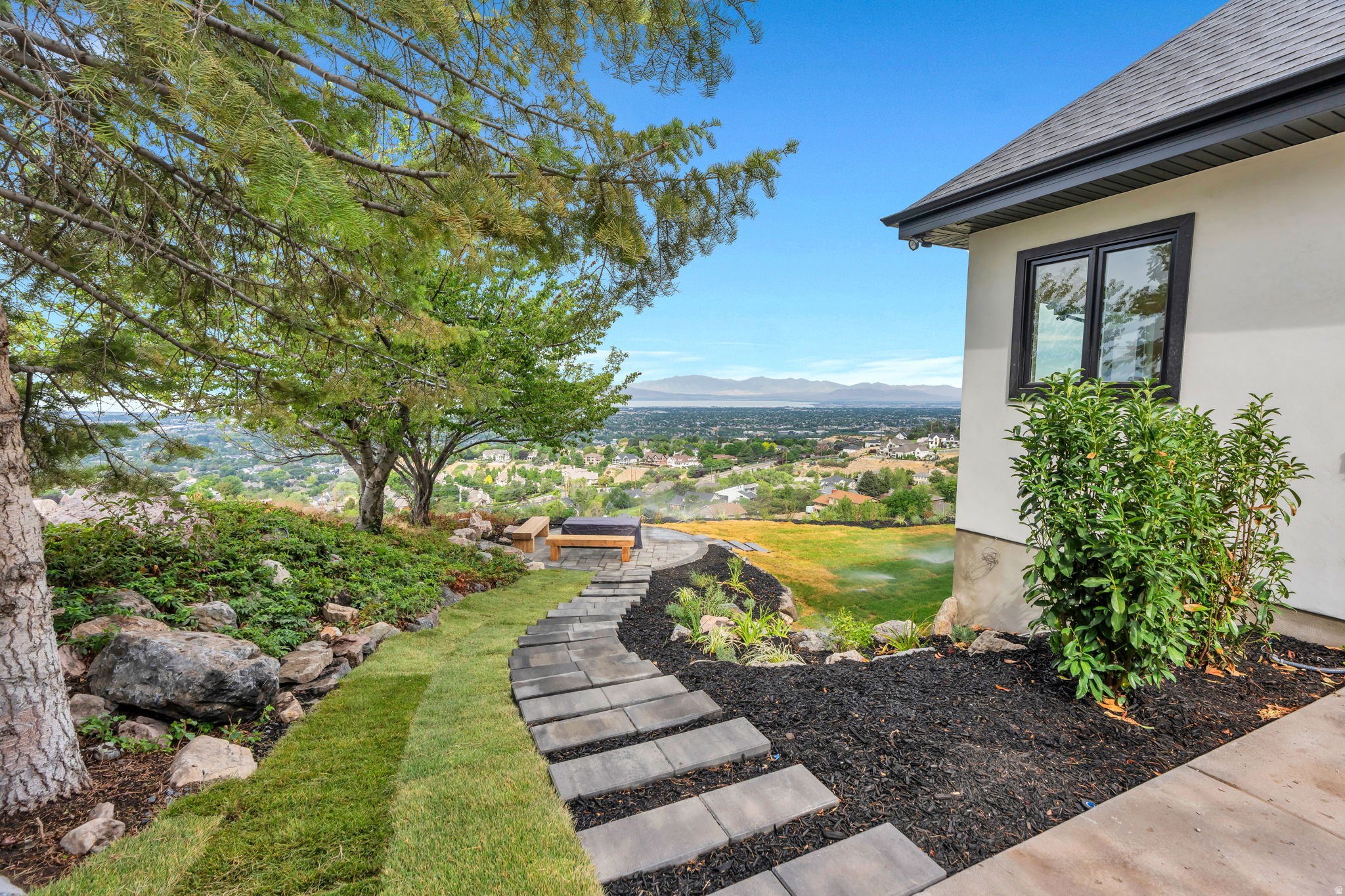 SHERWOOD HILLS - Residential