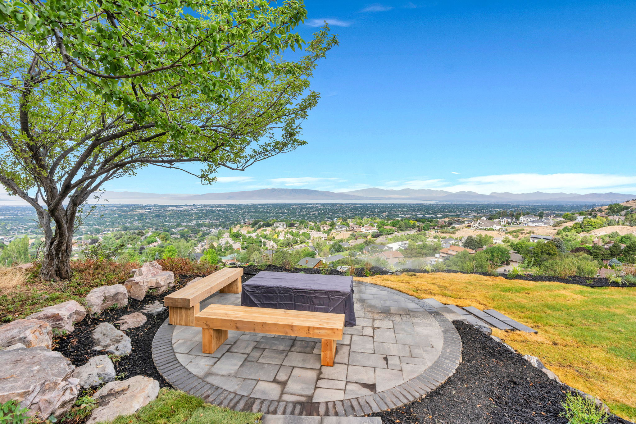 SHERWOOD HILLS - Residential