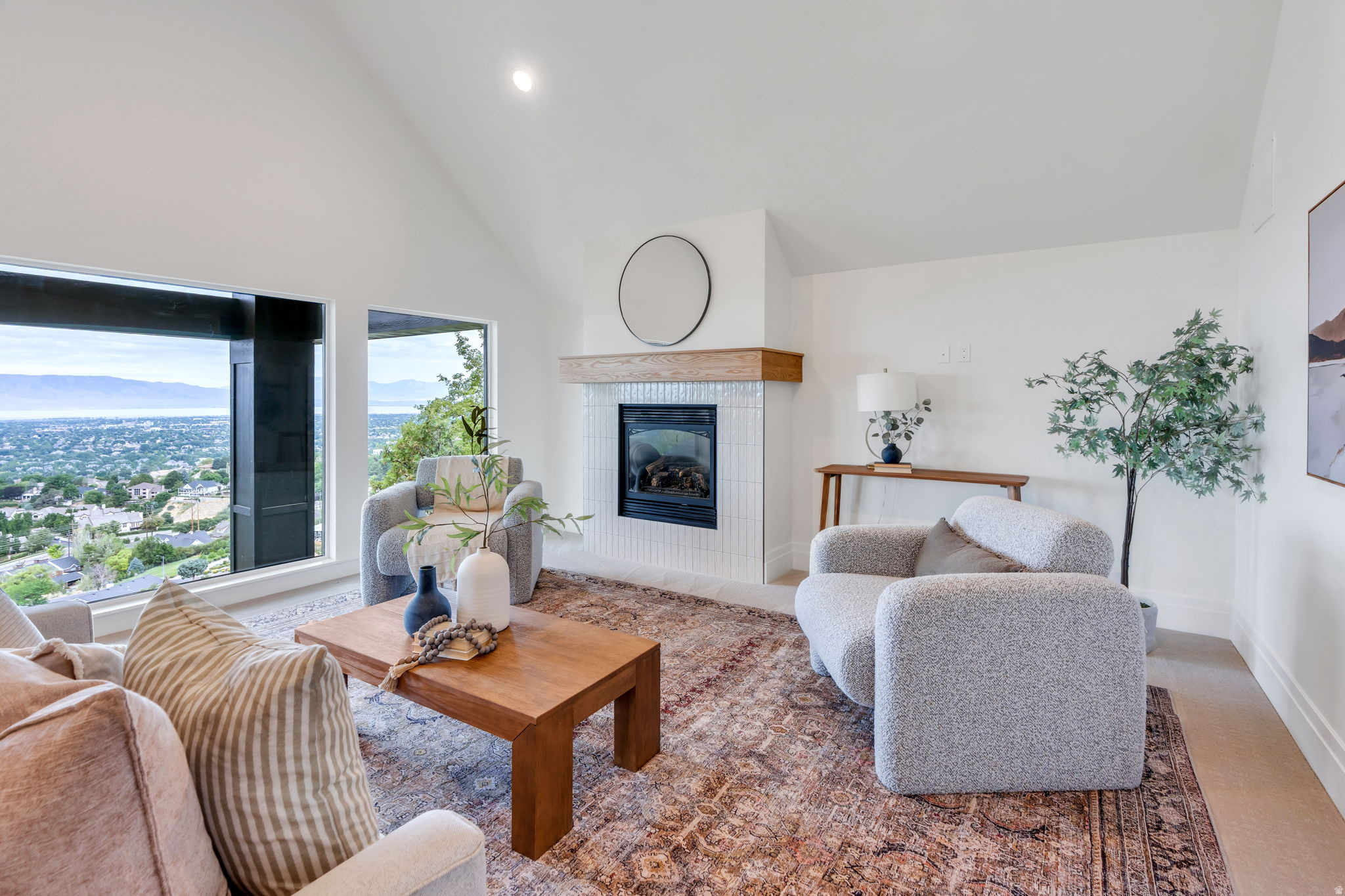 SHERWOOD HILLS - Residential