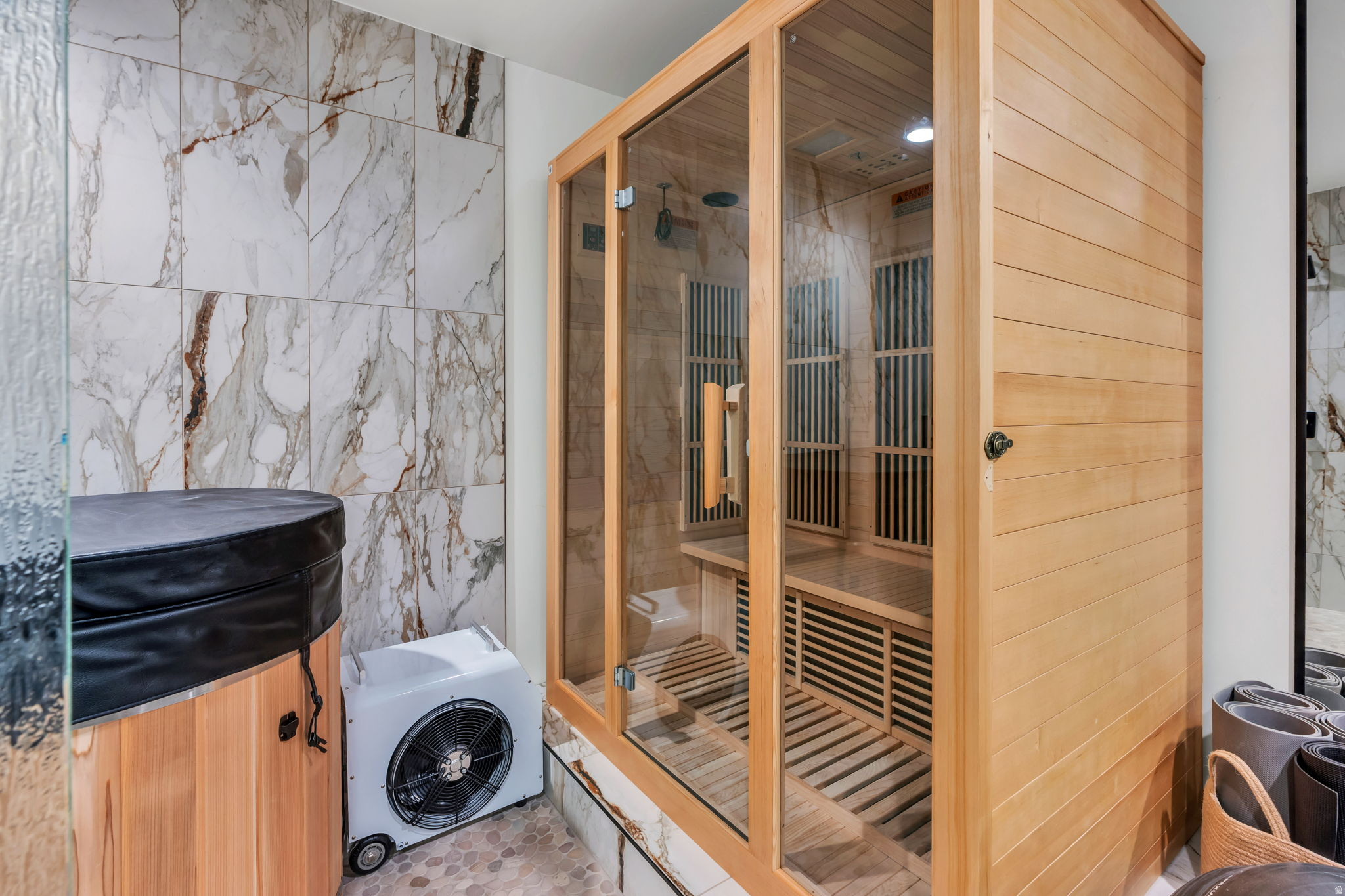 SHERWOOD HILLS - Residential