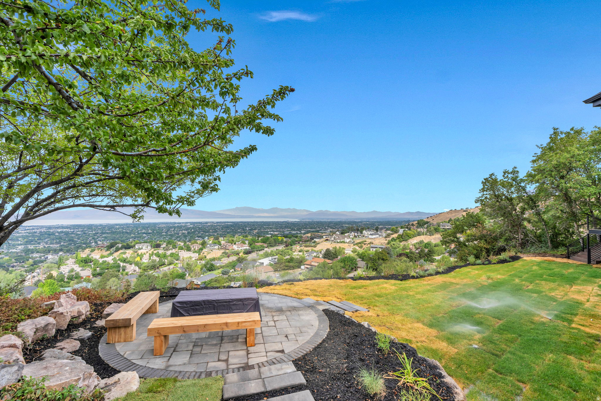 SHERWOOD HILLS - Residential