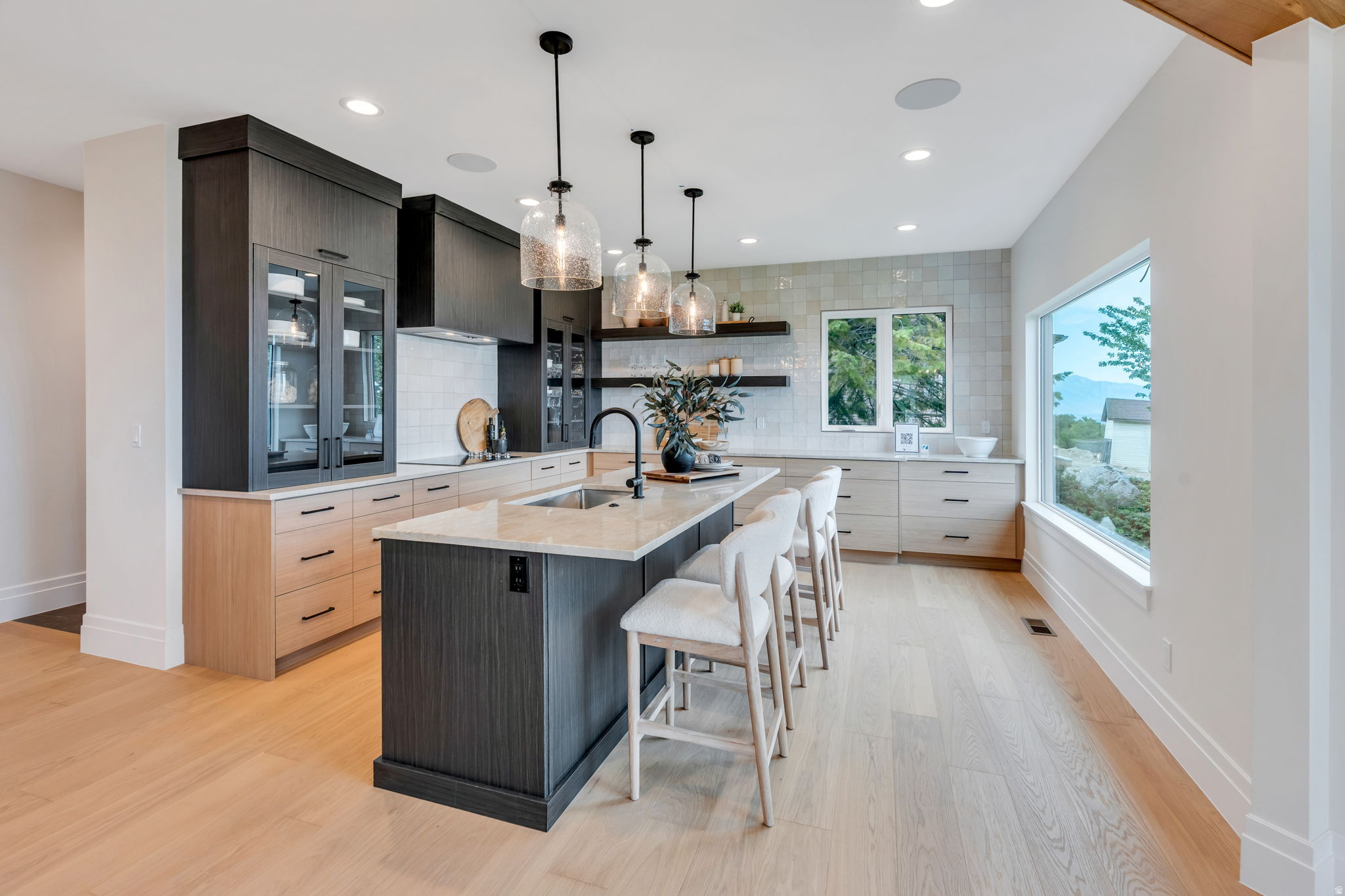 SHERWOOD HILLS - Residential