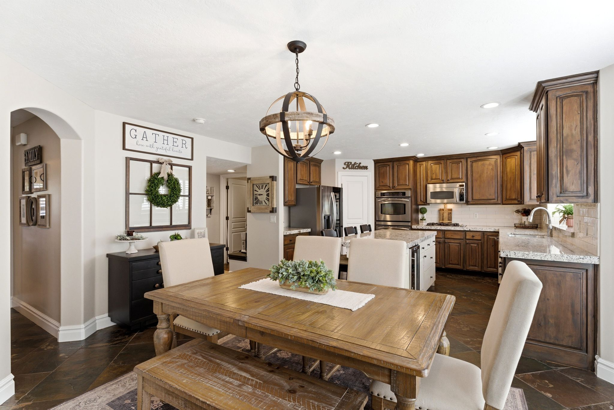 BELLEVUE - Residential