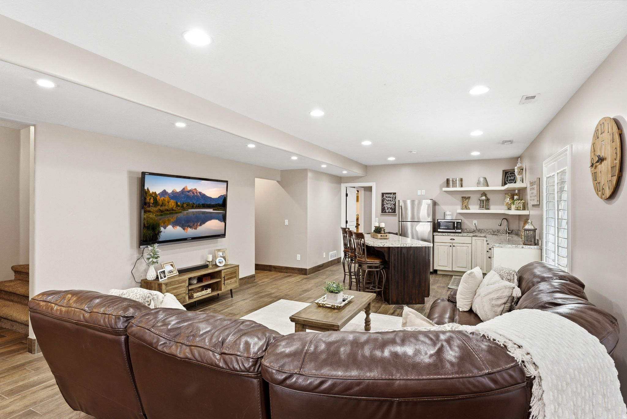 BELLEVUE - Residential