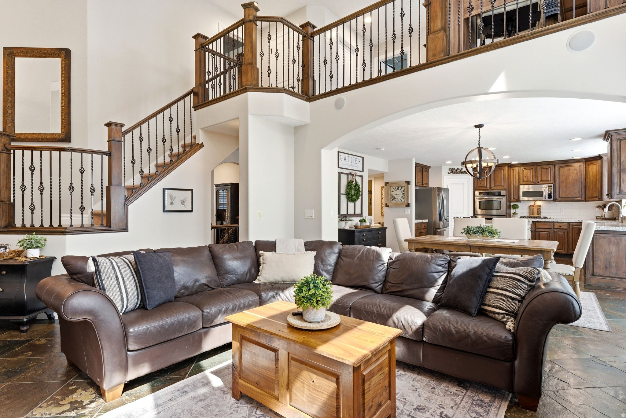 BELLEVUE - Residential