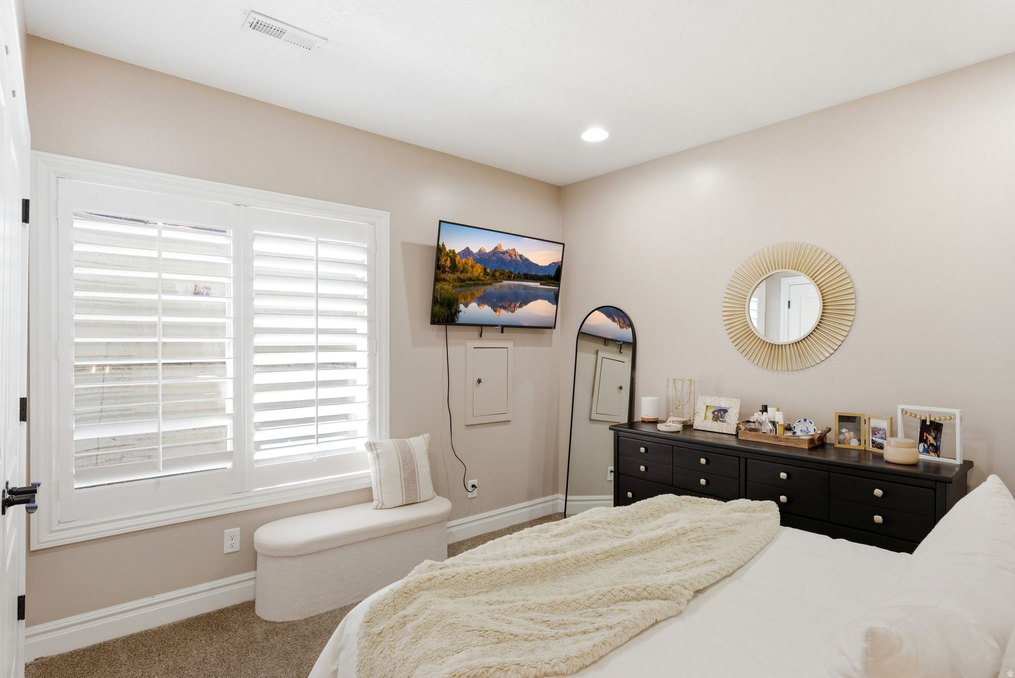 BELLEVUE - Residential