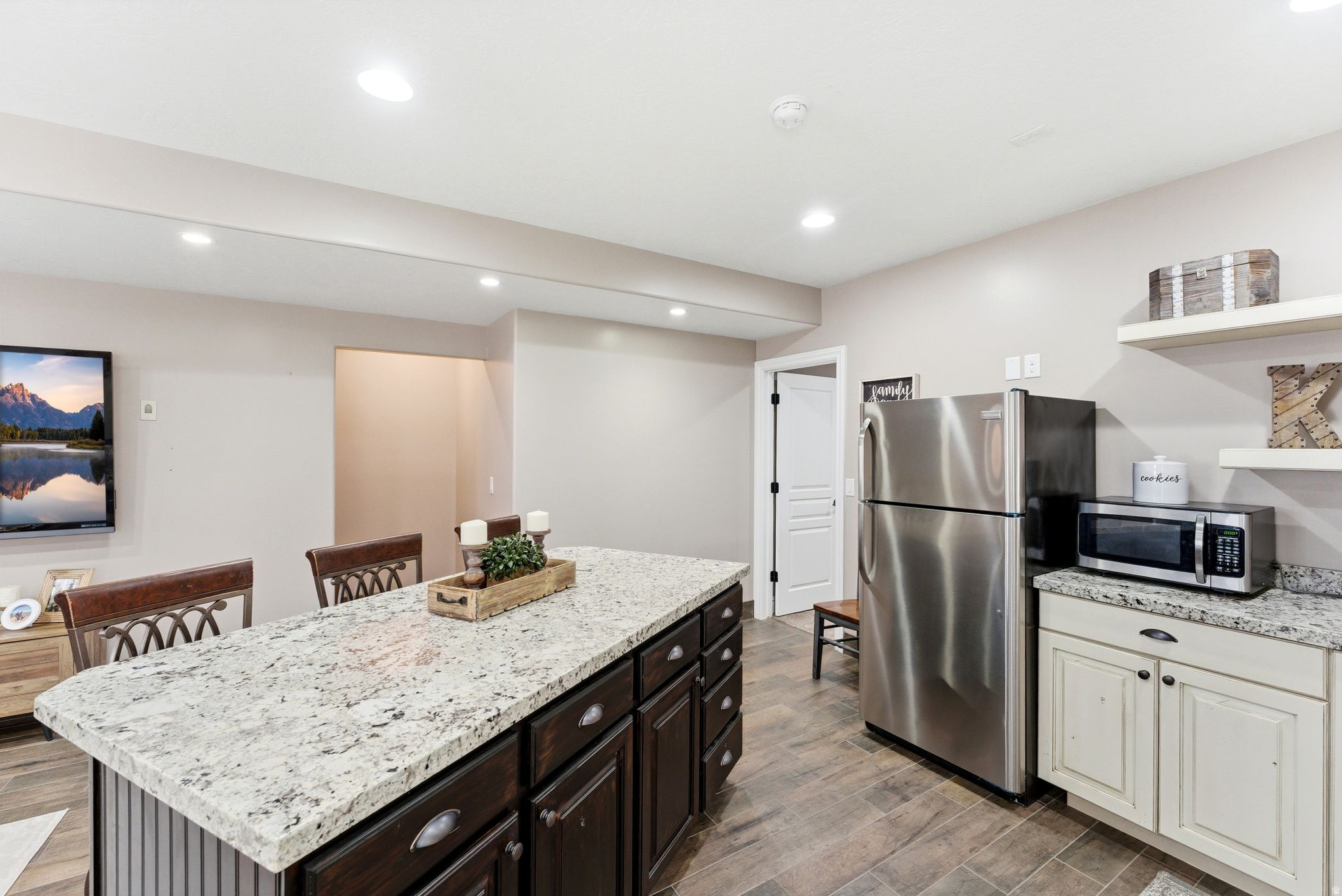 BELLEVUE - Residential