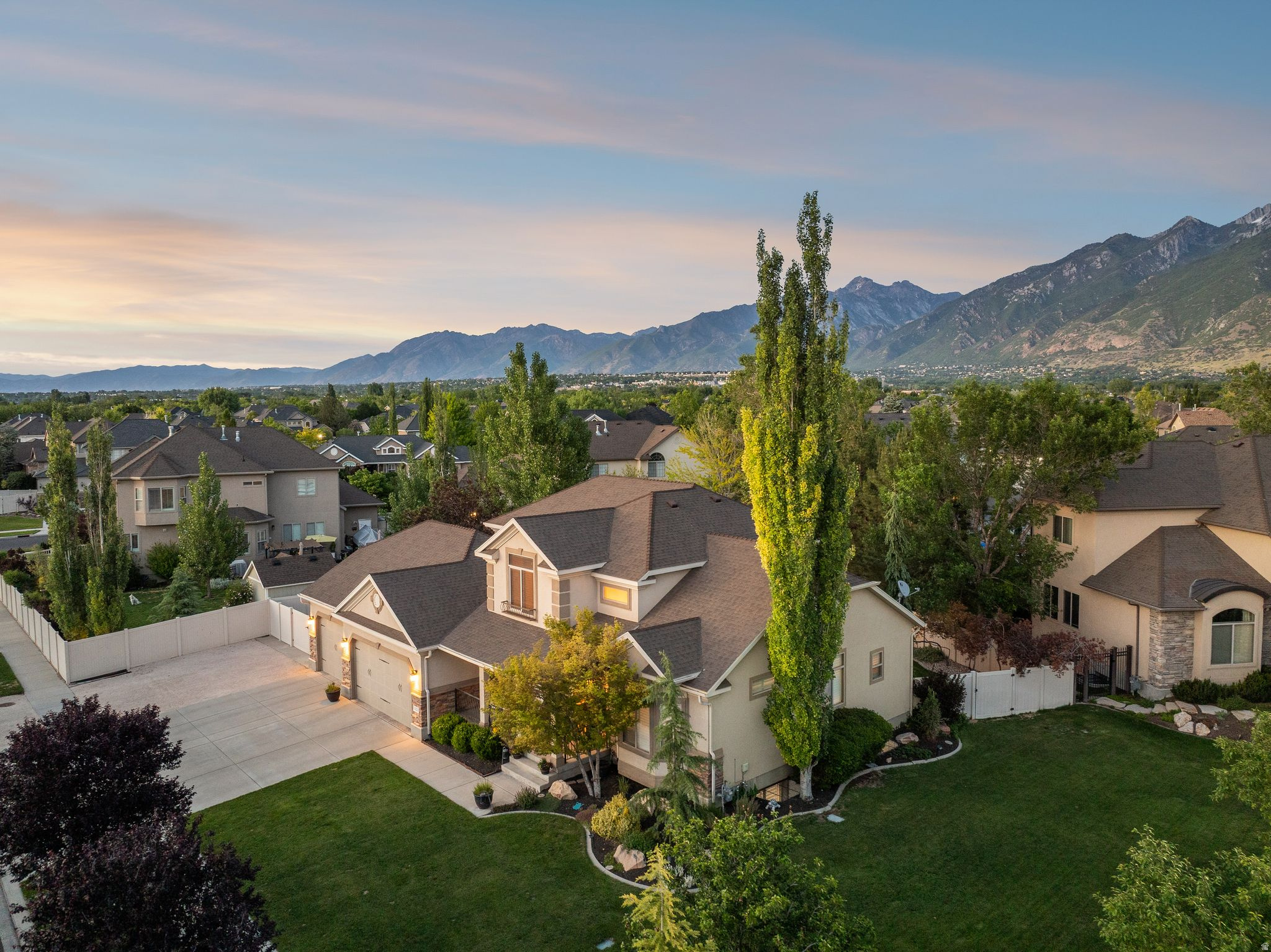 BELLEVUE - Residential