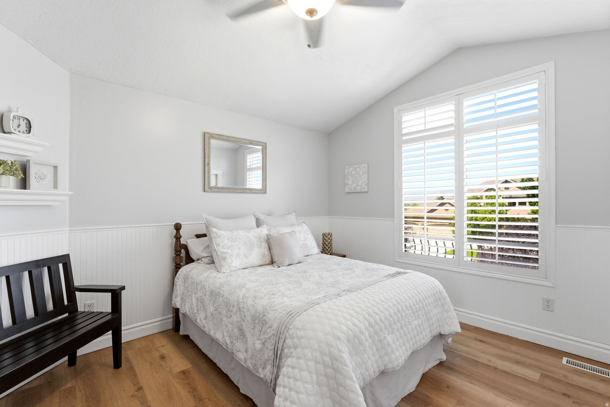 BELLEVUE - Residential