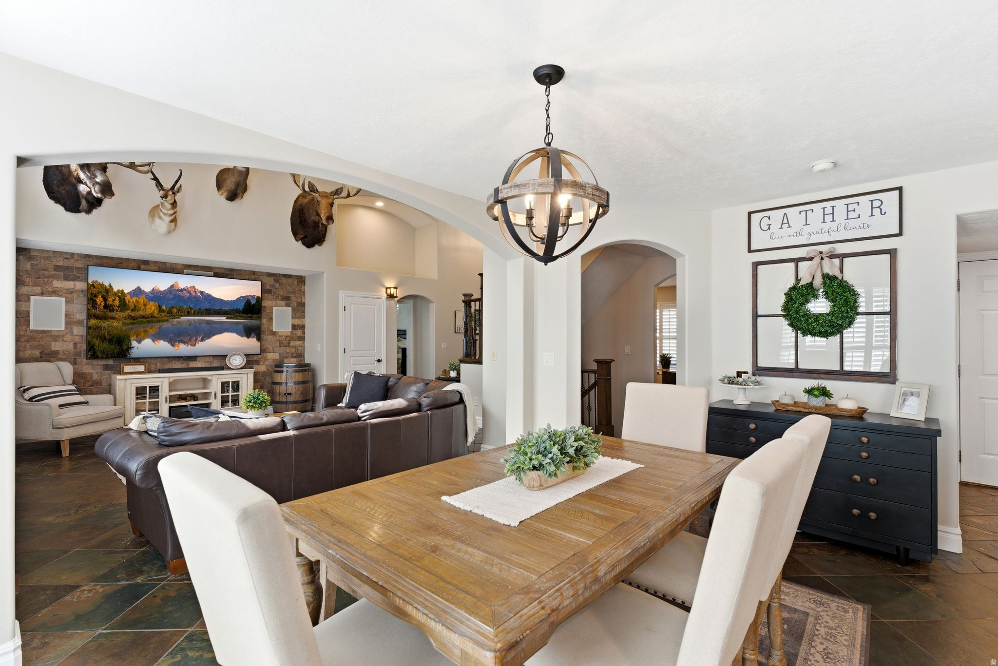 BELLEVUE - Residential