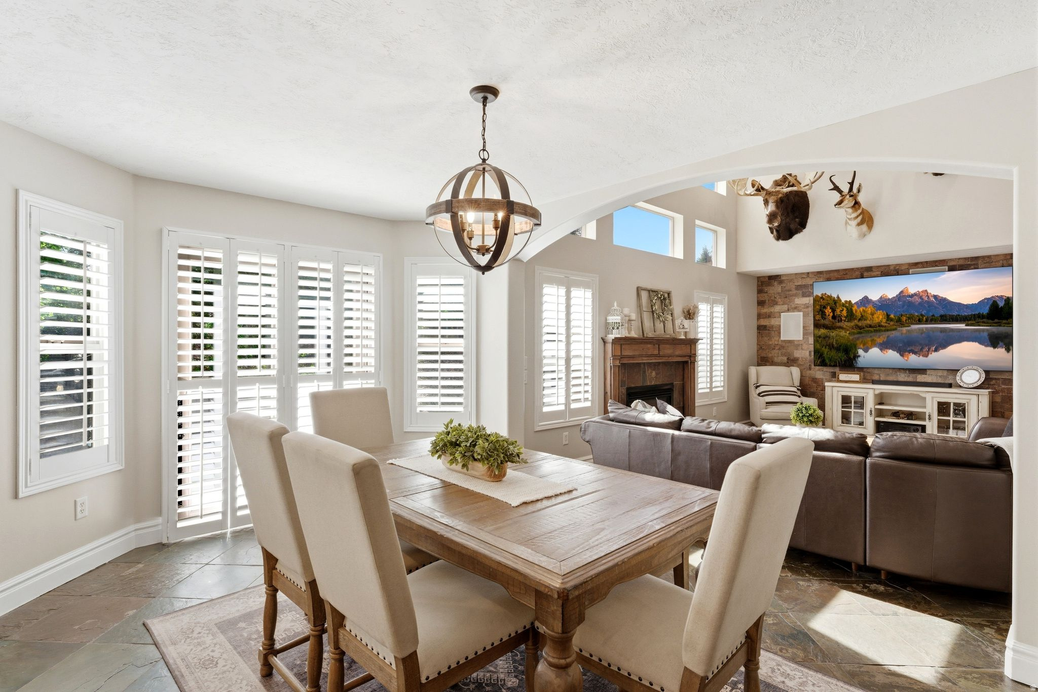 BELLEVUE - Residential
