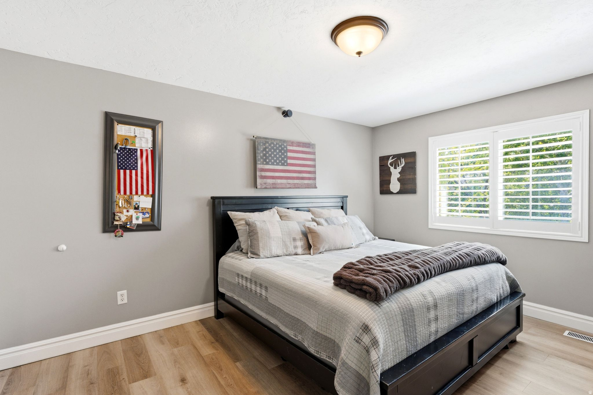 BELLEVUE - Residential