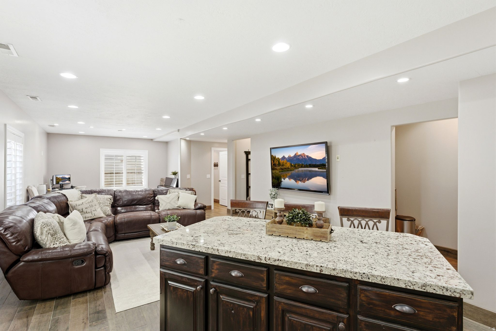 BELLEVUE - Residential