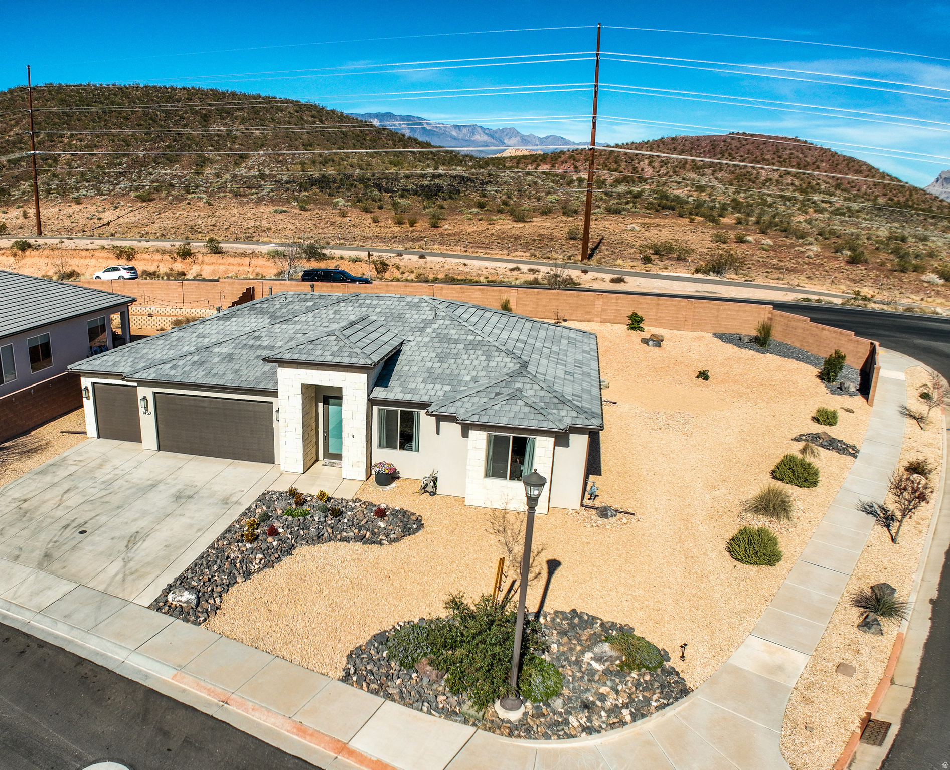 PAINTED SANDS - Residential