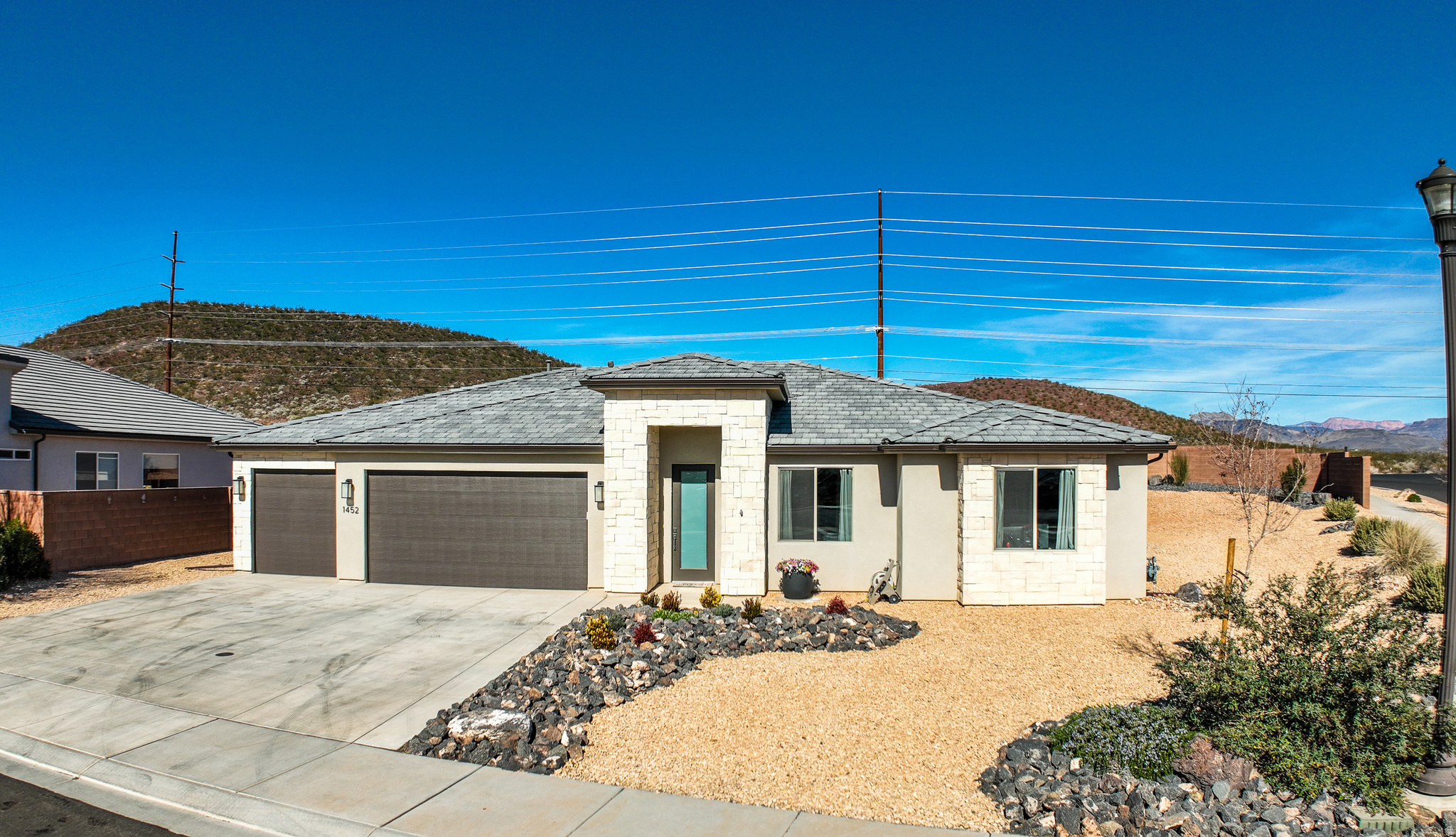 PAINTED SANDS - Residential