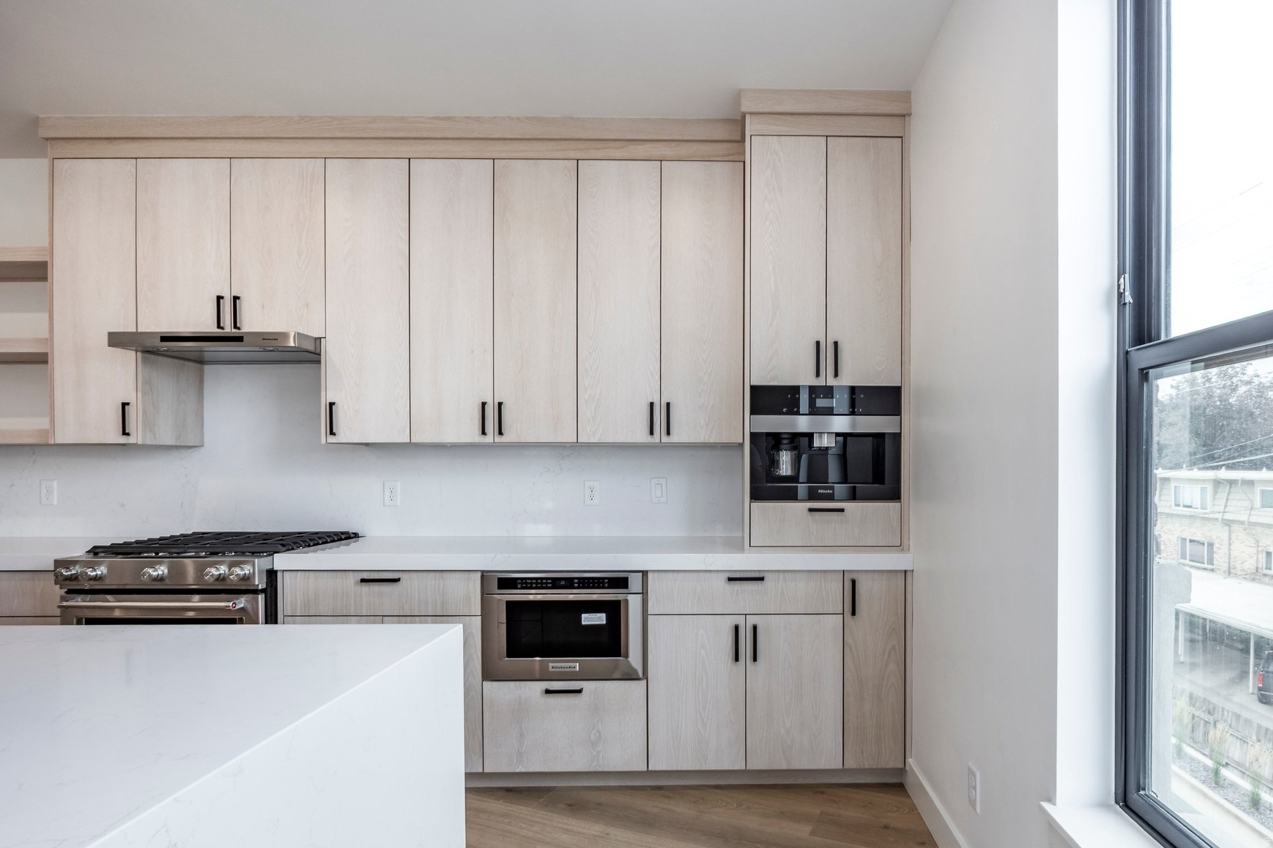 APOLLO SQUARE - Residential