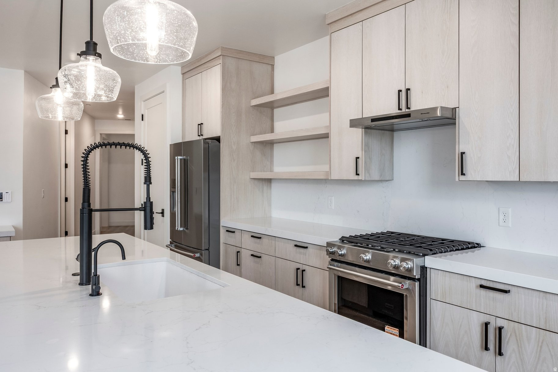 APOLLO SQUARE - Residential
