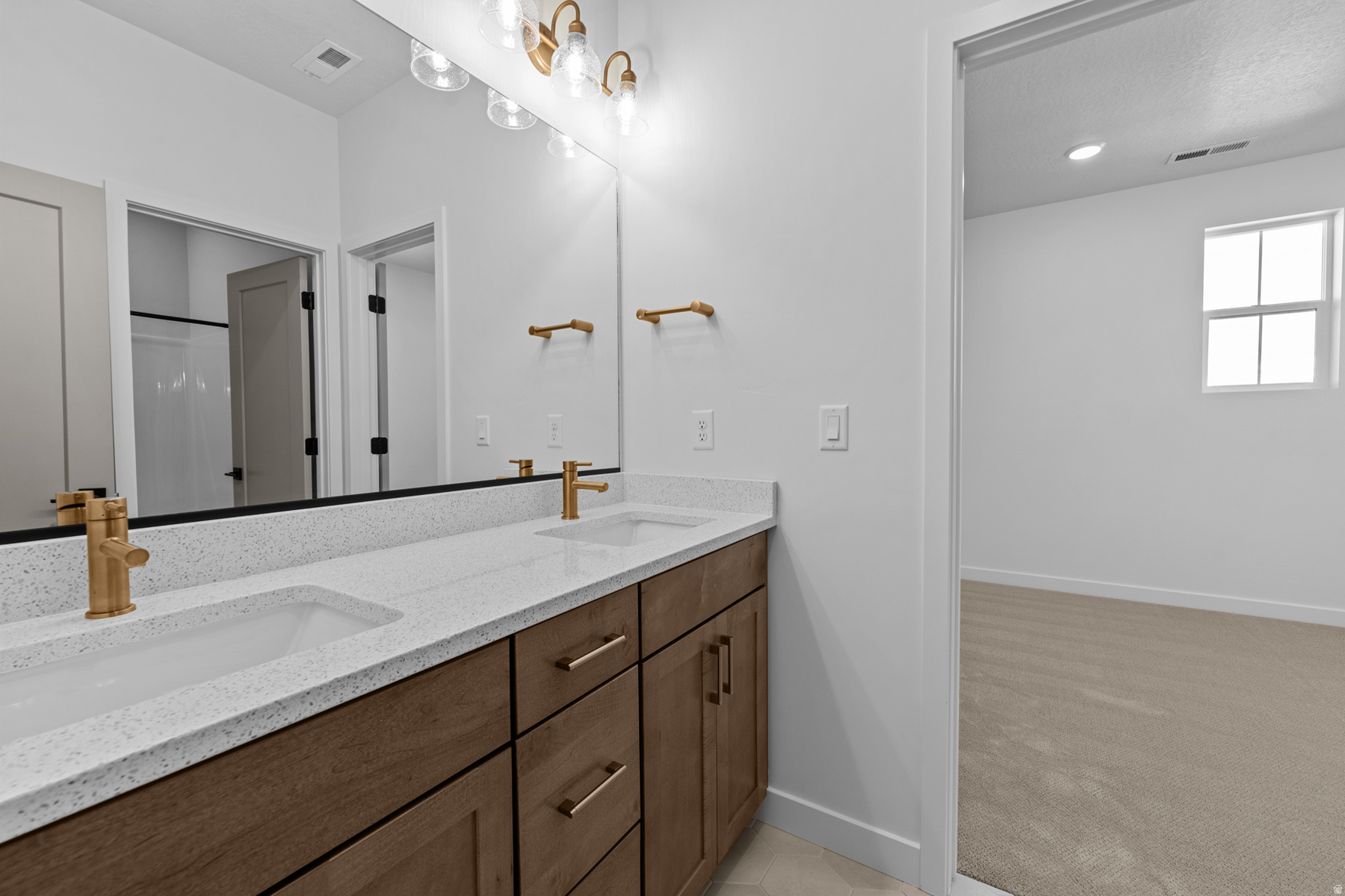 EASTRIDGE PARK - Residential