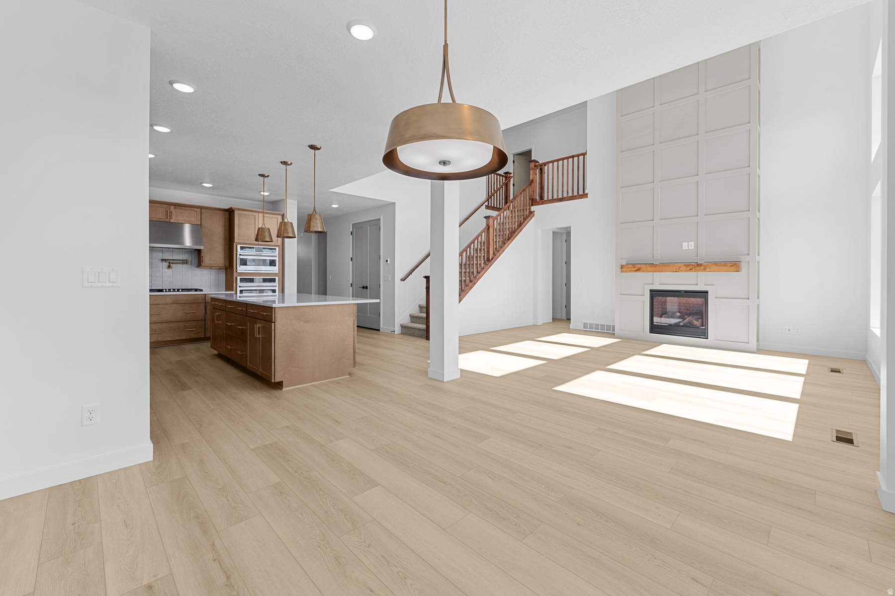 EASTRIDGE PARK - Residential