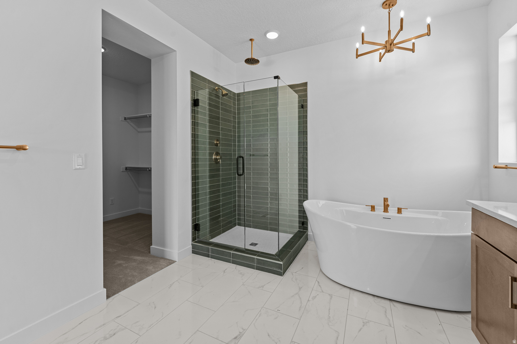 EASTRIDGE PARK - Residential