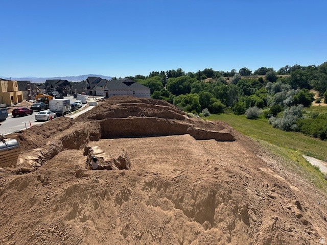 EASTRIDGE PARK - Residential