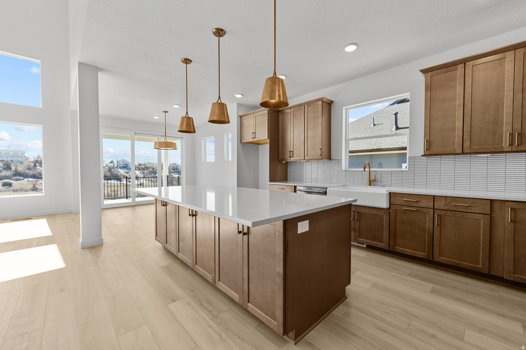 EASTRIDGE PARK - Residential