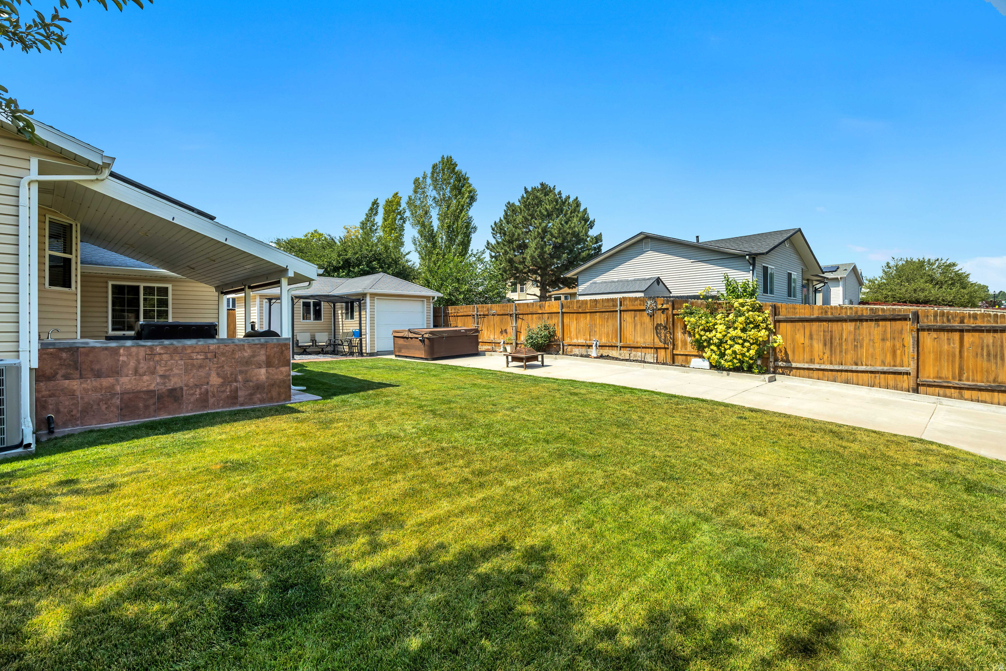 OQUIRRH SHADOWS PH 1 - Residential