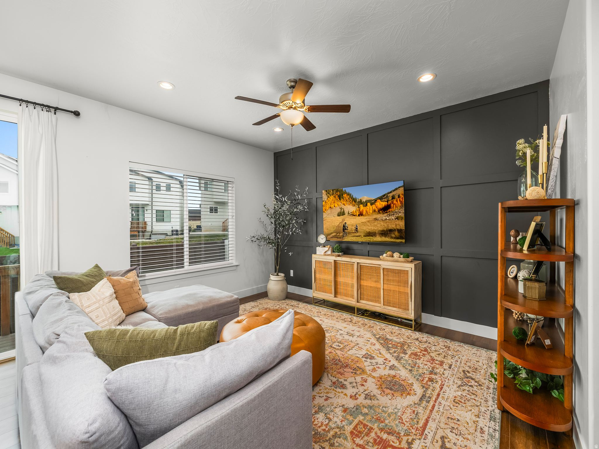 WINDSOR - Residential