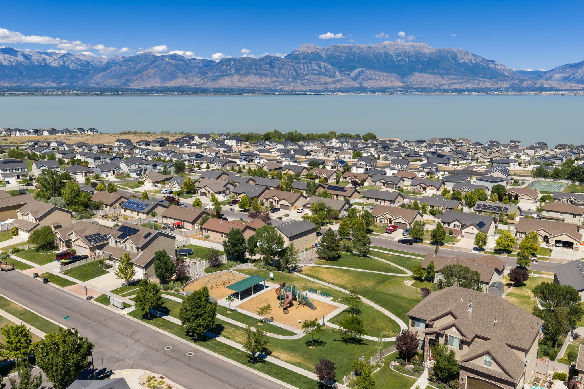 THE VILLAGES OF HAWKS LANDING - Residential