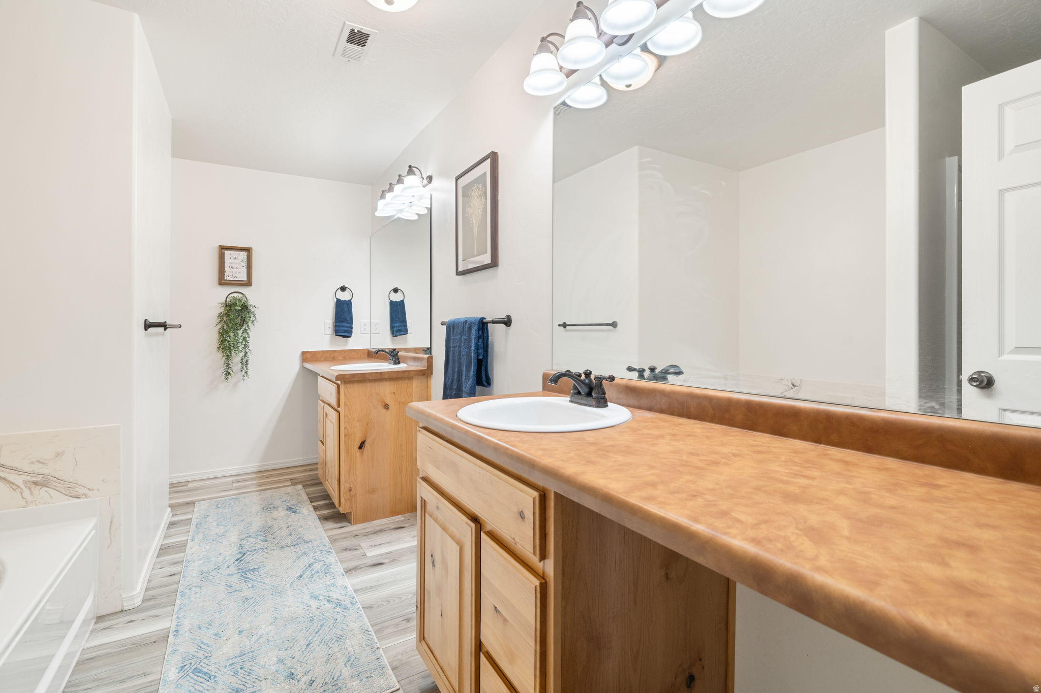THE VILLAGES OF HAWKS LANDING - Residential