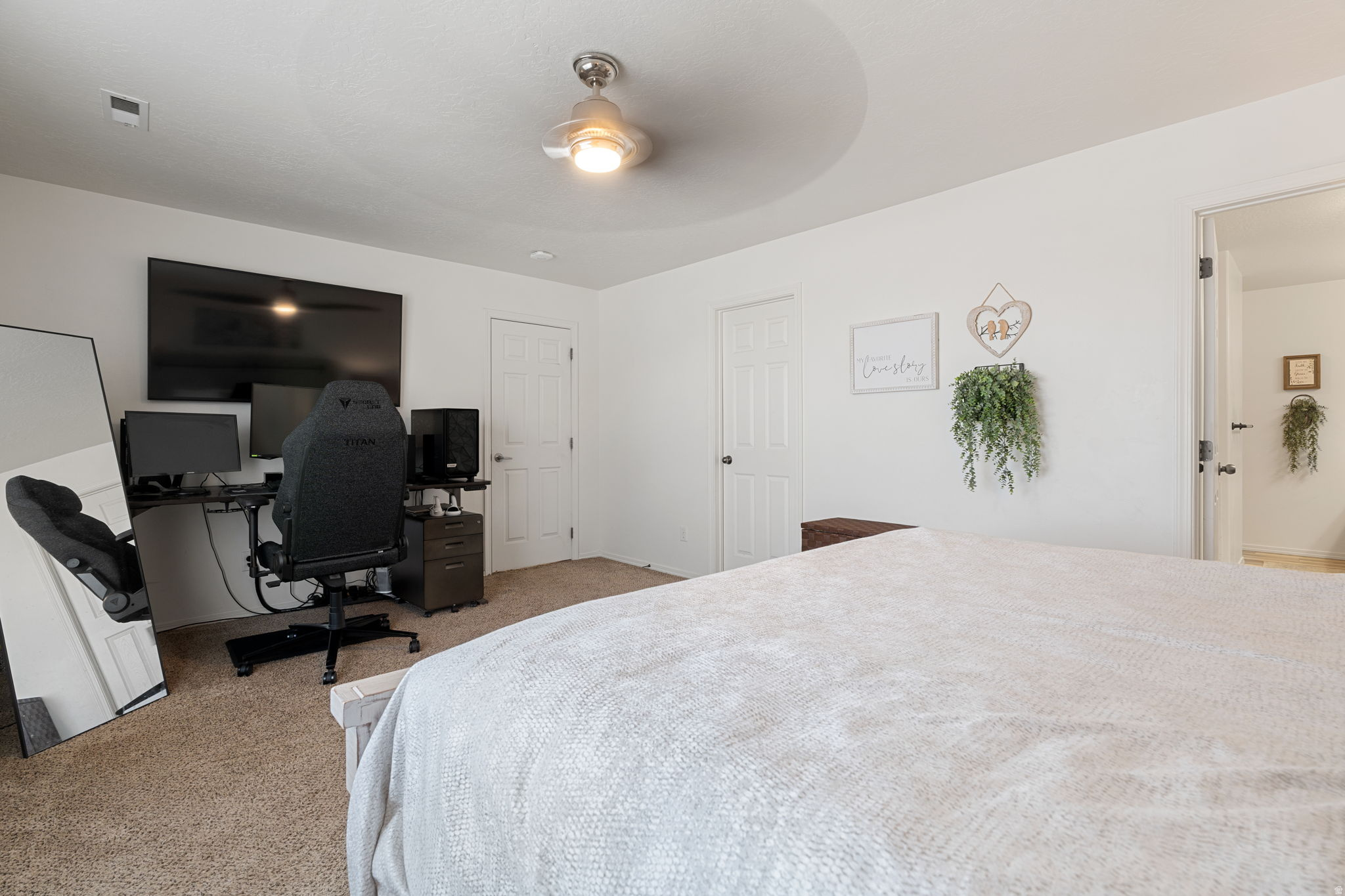 THE VILLAGES OF HAWKS LANDING - Residential