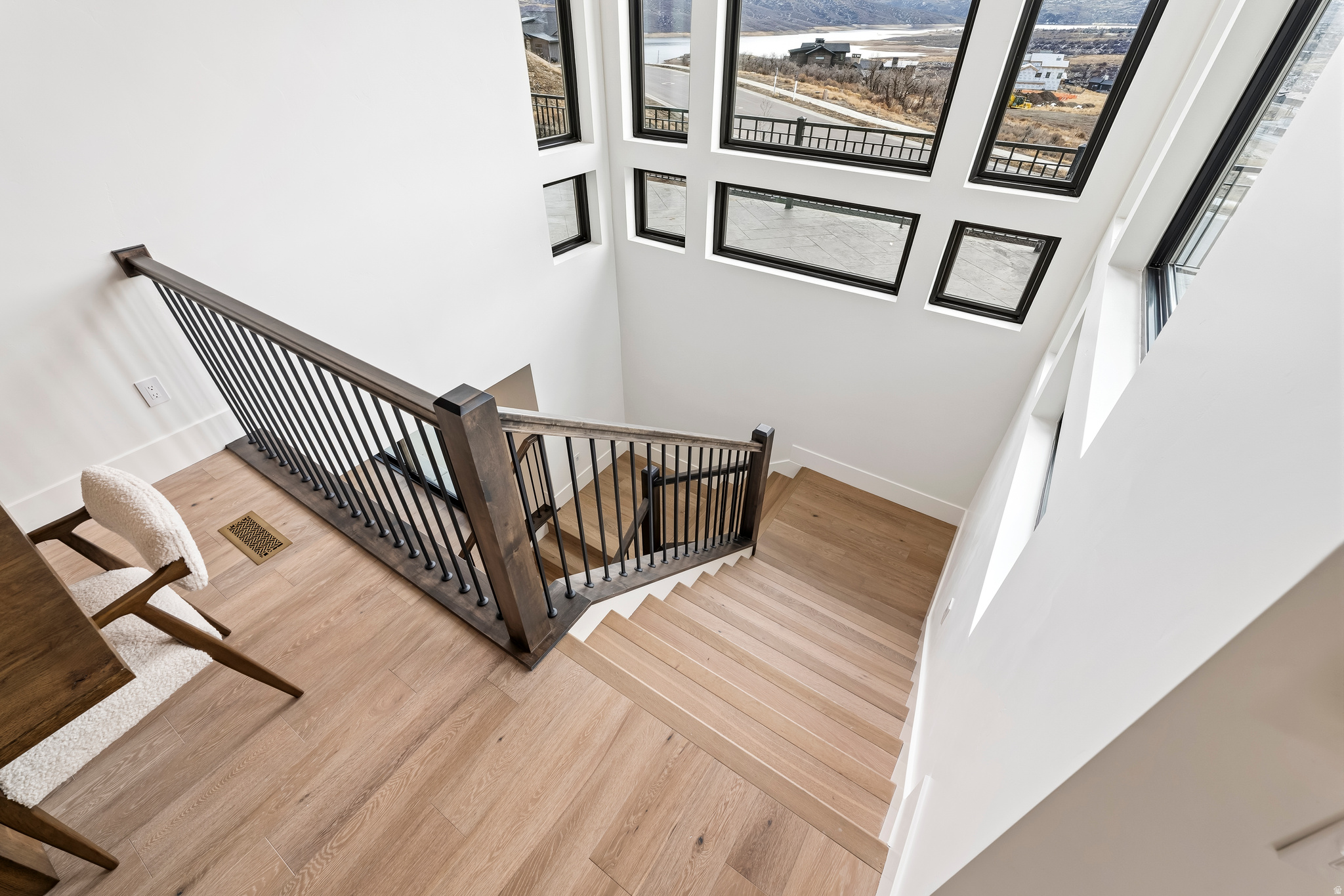 AMANTI LAGO - Residential