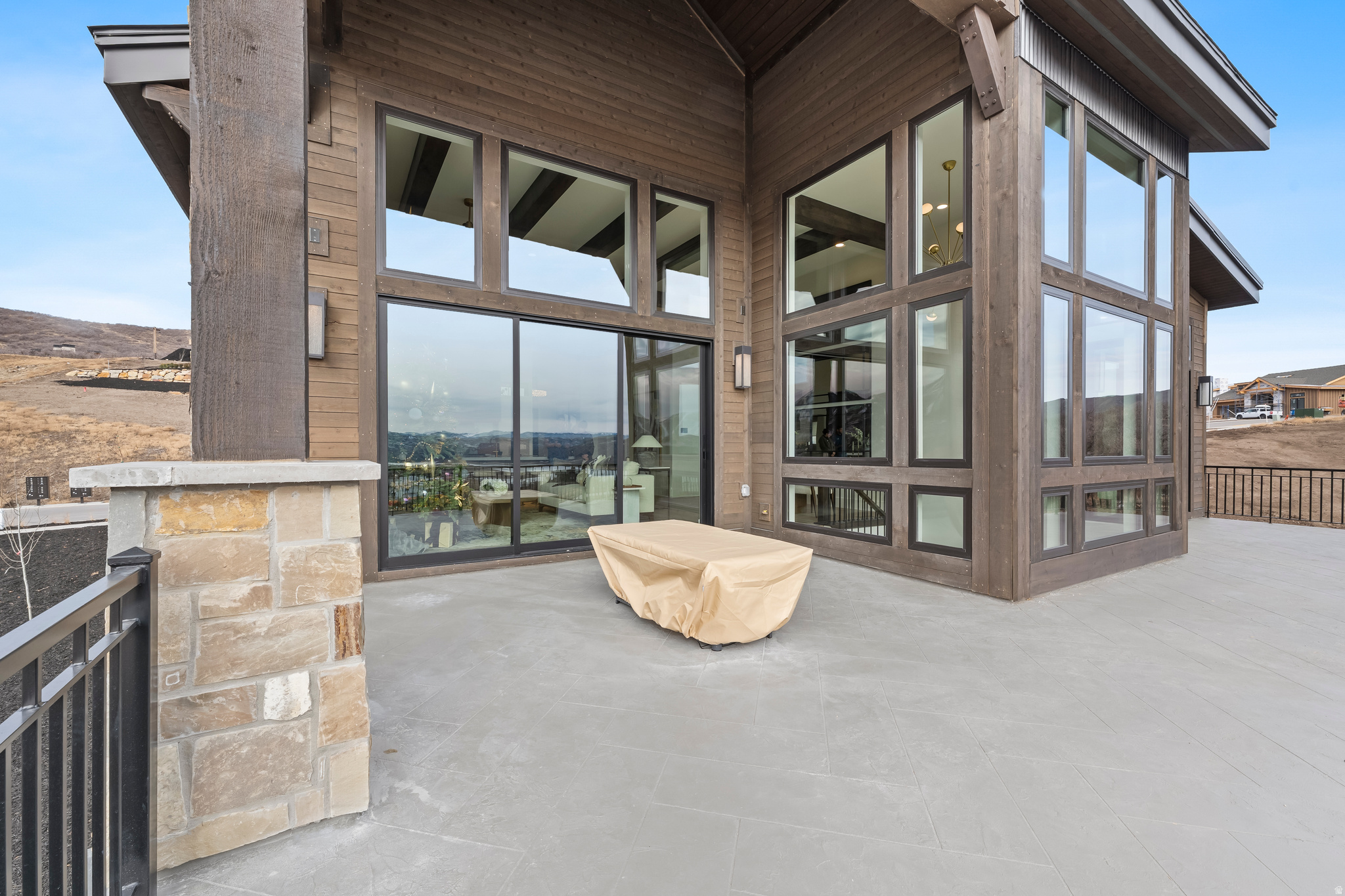 AMANTI LAGO - Residential
