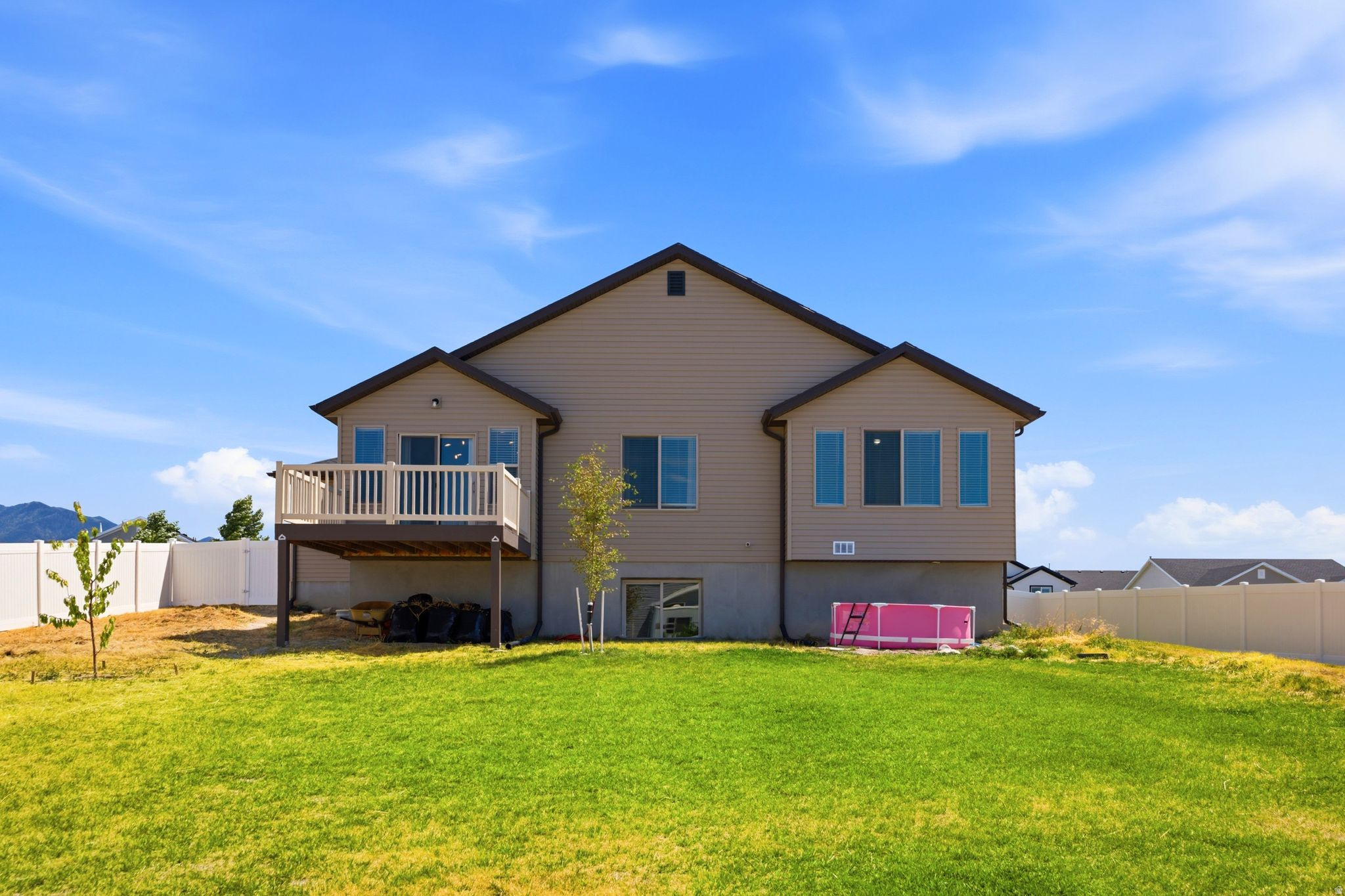 SUNSET ESTATES - Residential